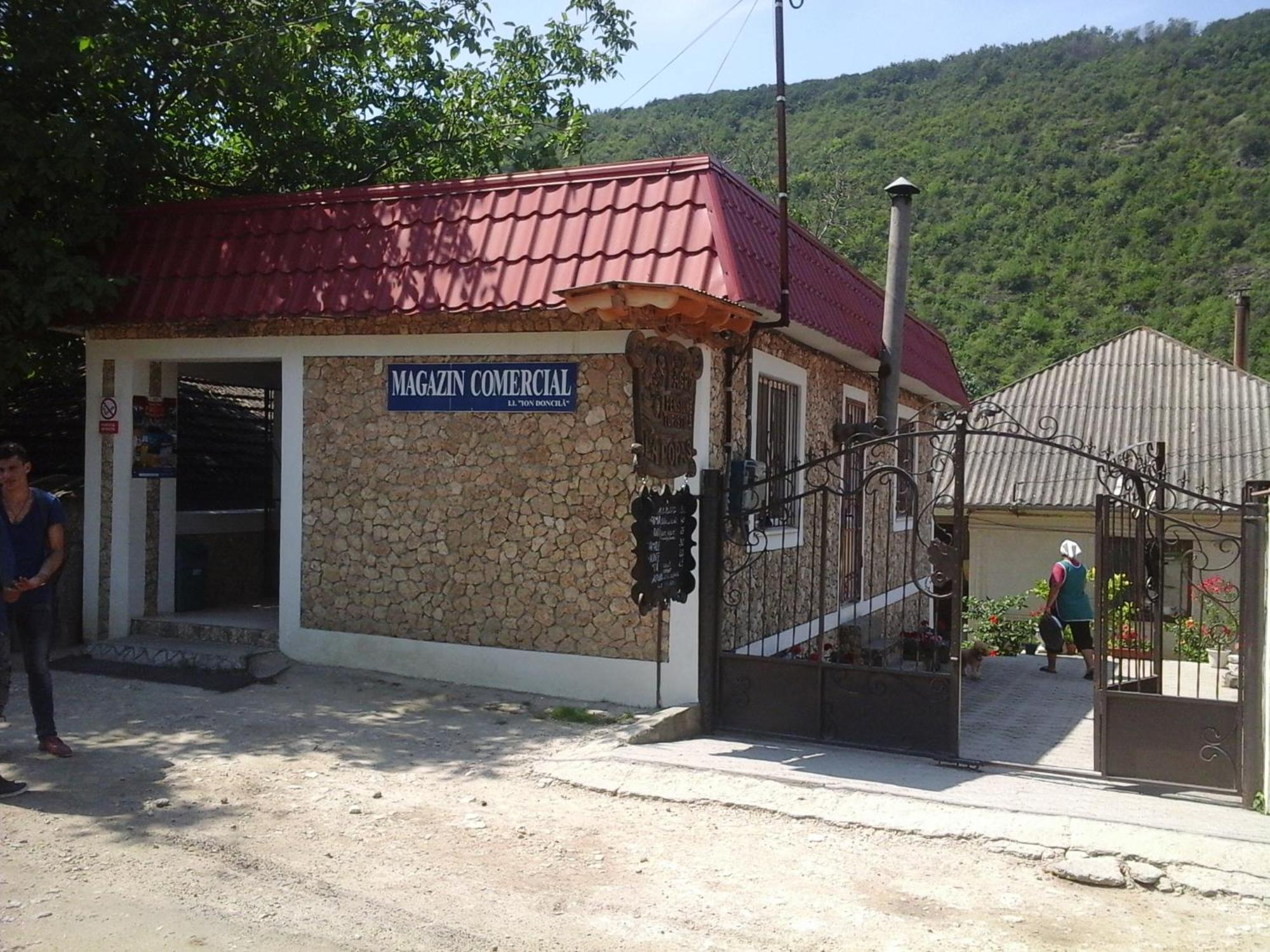 La Popas Hotel Orhei Esterno foto