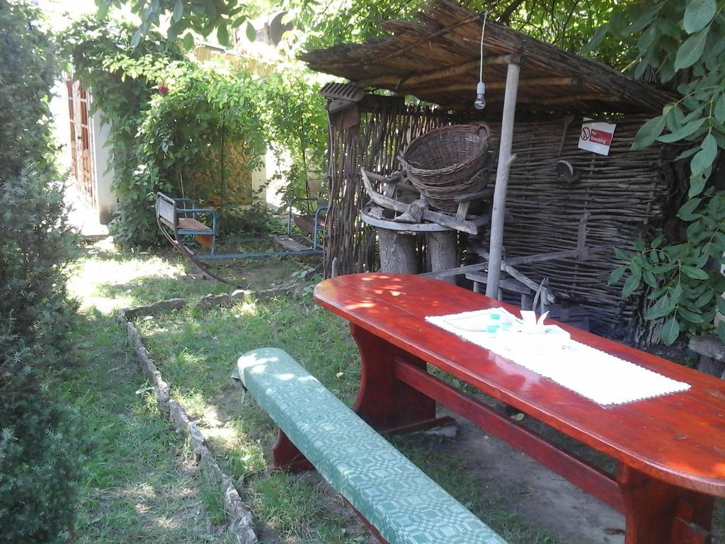 La Popas Hotel Orhei Esterno foto
