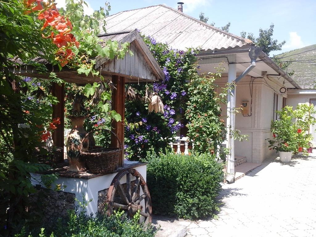 La Popas Hotel Orhei Esterno foto